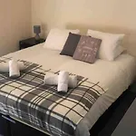 Comfy Stays Swansea Flat 3